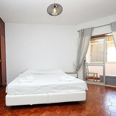 A72 - Colas Place In *